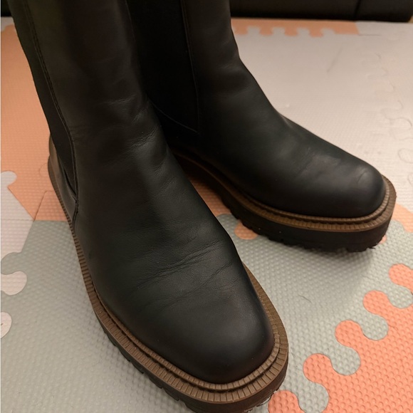 Sam Edelman Laguna Waterproof Lug Sole Chelsea Boot - Picture 2 of 8